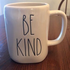 “Be Kind” - Rae Dunn Mug